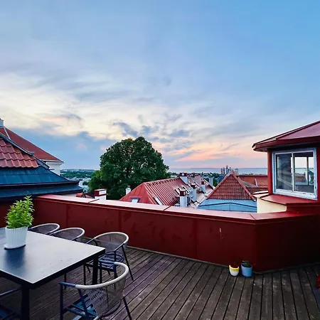 Rooftop Terrace Old Town - Breathtaking Views Apartment