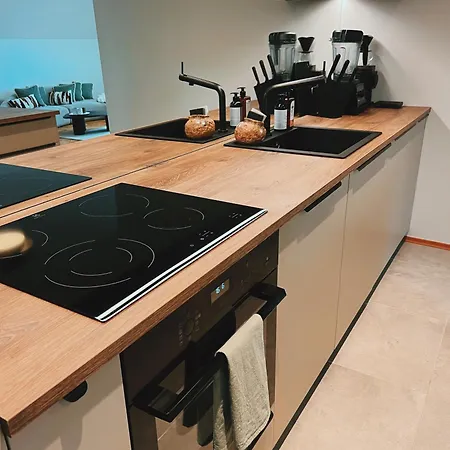 Apartment Old Town Luxury With Stunning Skyline - Spacious 2bed