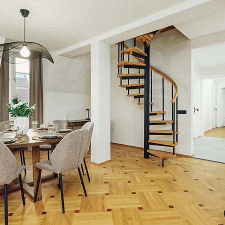 Appartamento Old Town Escape With Stunning Skyline - Spacious 2bed